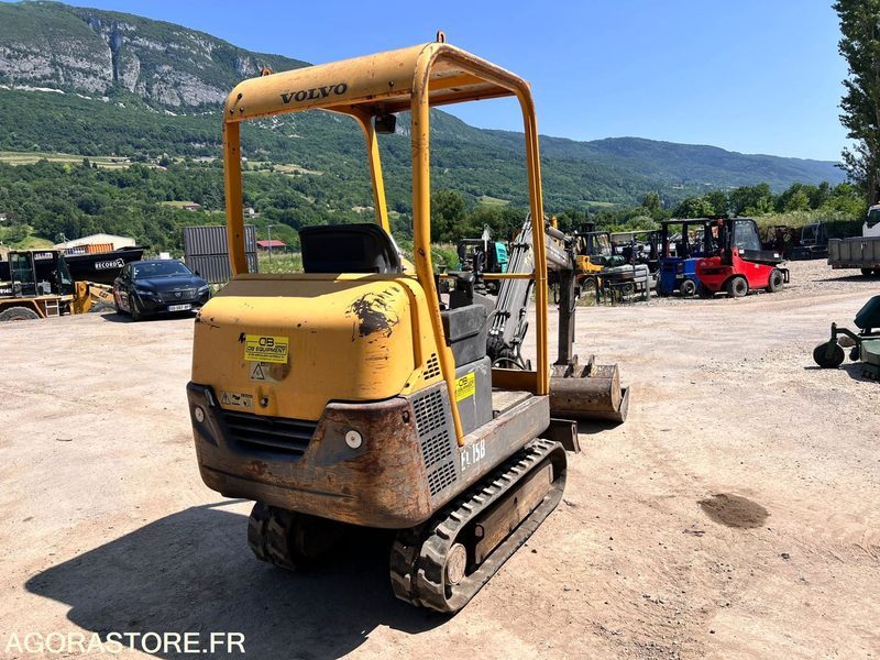 Mini-pelle Volvo EC15 B XT 1,5T - Année 2004 - 2290 heures - Mini pelle: photos 3 Mini-pelle Volvo EC15 B XT 1,5T - Année 2004 - 2290 heures - Mini pelle: photos 3