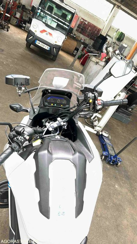 Moto Honda NC750 2018 - Motocyclette: photos 5 Moto Honda NC750 2018 - Motocyclette: photos 5