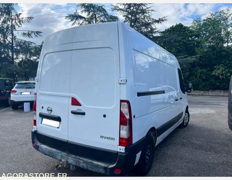 NISSAN NV 400 MASTER 2.3L DCI 150 CV L2H2 - Fourgon utilitaire: photos 3 NISSAN NV 400 MASTER 2.3L DCI 150 CV L2H2 - Fourgon utilitaire: photos 3