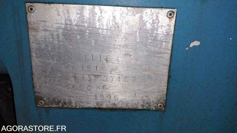 Nacelle HAULOTTE HA 15 IP 1996 - 1 500 heures uniquement (d'origine) - Nacelle articulée: photos 2 Nacelle HAULOTTE HA 15 IP 1996 - 1 500 heures uniquement (d'origine) - Nacelle articulée: photos 2