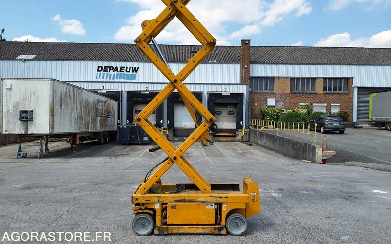 Nacelle electrique à ciseaux 7 m GENIE GS1930 - Nacelle: photos 2 Nacelle electrique à ciseaux 7 m GENIE GS1930 - Nacelle: photos 2