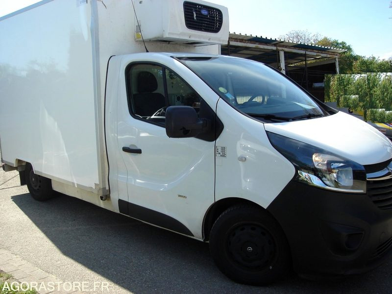 OPEL VIVARO FRIGORIFIQUE - 2017 - 159600KM - Véhicule utilitaire frigorifique: photos 2 OPEL VIVARO FRIGORIFIQUE - 2017 - 159600KM - Véhicule utilitaire frigorifique: photos 2