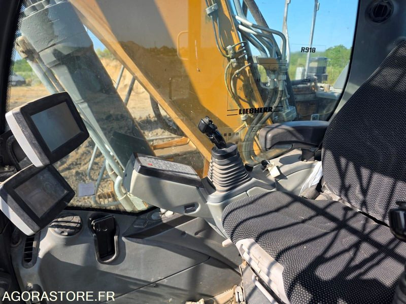 PELLE LIEBHER R 918 AVEC CRIBLEUSE - 3816heures - 2017 - Pelle: photos 5 PELLE LIEBHER R 918 AVEC CRIBLEUSE - 3816heures - 2017 - Pelle: photos 5