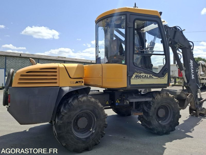 PELLE SUR PNEUS MECALAC 12MTX 4.5 - 2013 / 8 700 HEURES - Pelle: photos 1 PELLE SUR PNEUS MECALAC 12MTX 4.5 - 2013 / 8 700 HEURES - Pelle: photos 1