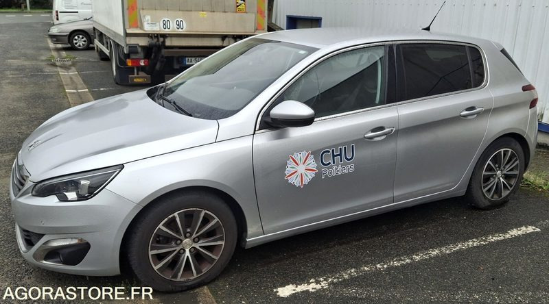PEUGEOT 308 Essence 110 cv - 2017 - 195000 km - Voiture: photos 1 PEUGEOT 308 Essence 110 cv - 2017 - 195000 km - Voiture: photos 1