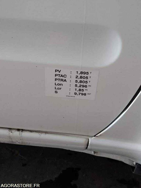 PICK UP - NISSAN - NAVARA - 2011 / 217 226 KM - BM-110-TG (00909-M20430) - Pick-up: photos 5 PICK UP - NISSAN - NAVARA - 2011 / 217 226 KM - BM-110-TG (00909-M20430) - Pick-up: photos 5
