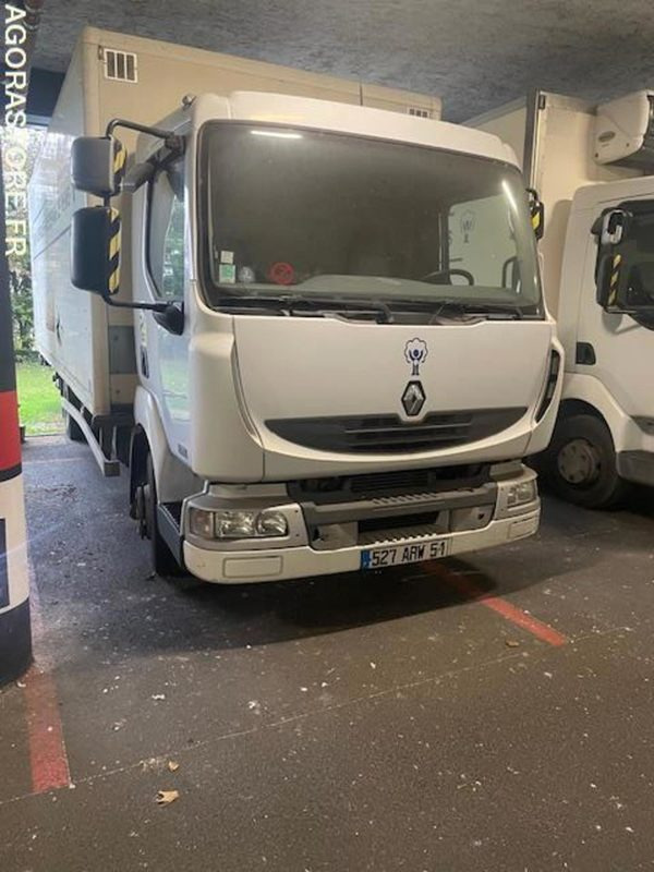 POID LOURD Renault Premium - Camion fourgon: photos 1 POID LOURD Renault Premium - Camion fourgon: photos 1