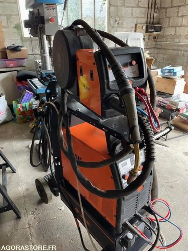 Poste a souder Jasic 350 multi process + consommables - Matériel de chantier: photos 1 Poste a souder Jasic 350 multi process + consommables - Matériel de chantier: photos 1