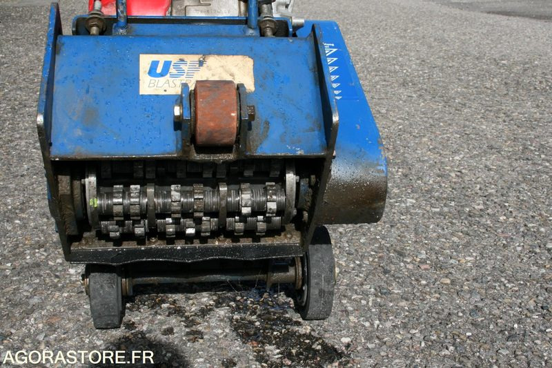 RABOTEUSE BLASTRAC 250 - Truelle mécanique: photos 3 RABOTEUSE BLASTRAC 250 - Truelle mécanique: photos 3