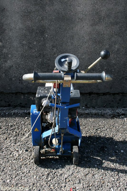 RABOTEUSE BLASTRAC 250 - Truelle mécanique: photos 2 RABOTEUSE BLASTRAC 250 - Truelle mécanique: photos 2
