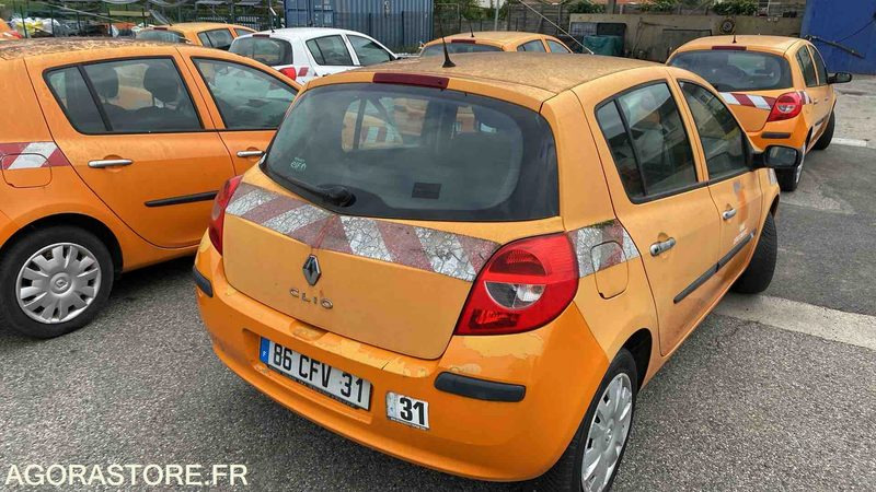 RENAULT CLIO - 2008 - 138942 KM - Voiture: photos 4 RENAULT CLIO - 2008 - 138942 KM - Voiture: photos 4