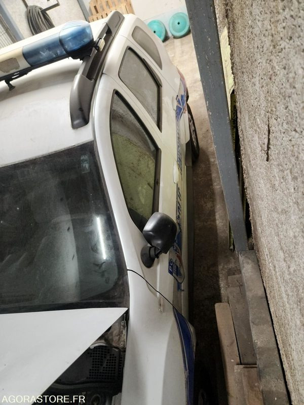 RENAULT DUSTER - SUV: photos 1 RENAULT DUSTER - SUV: photos 1