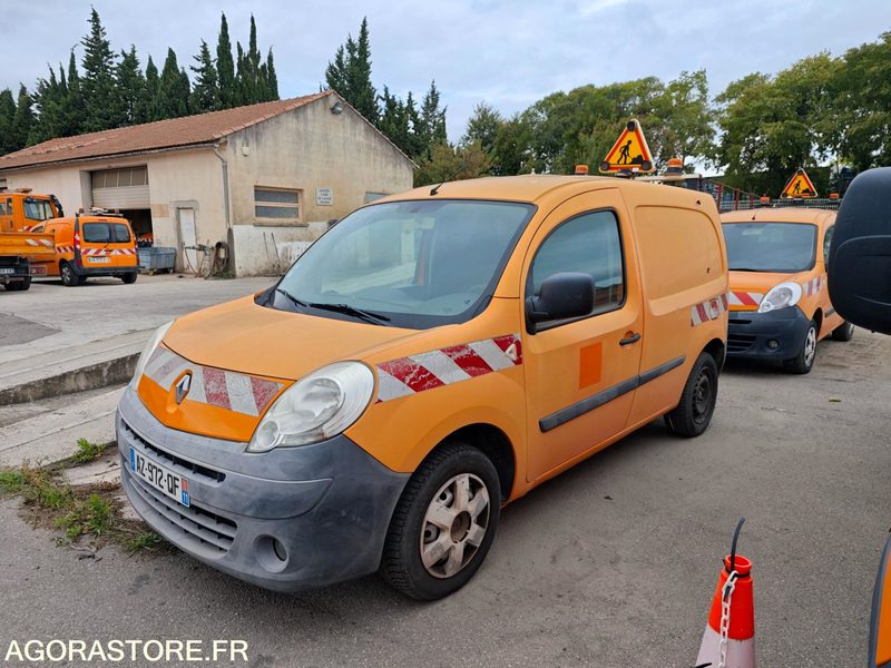 RENAULT KANGOO 1.5Dci - AZ-972-QF moteur tournant / véhicule roulant - Fourgonnette: photos 1 RENAULT KANGOO 1.5Dci - AZ-972-QF moteur tournant / véhicule roulant - Fourgonnette: photos 1