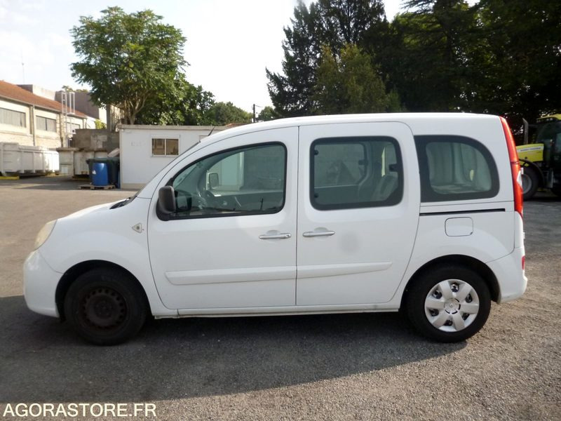 RENAULT KANGOO ESS 5 PLACES - Voiture: photos 2 RENAULT KANGOO ESS 5 PLACES - Voiture: photos 2