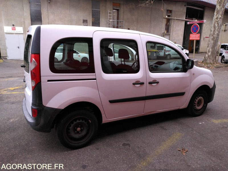 RENAULT KANGOO - Voiture: photos 5 RENAULT KANGOO - Voiture: photos 5