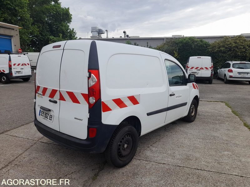 RENAULT KANGOO VU 1.5 DCI 68CH 2008 96869KM - Fourgonnette: photos 4 RENAULT KANGOO VU 1.5 DCI 68CH 2008 96869KM - Fourgonnette: photos 4