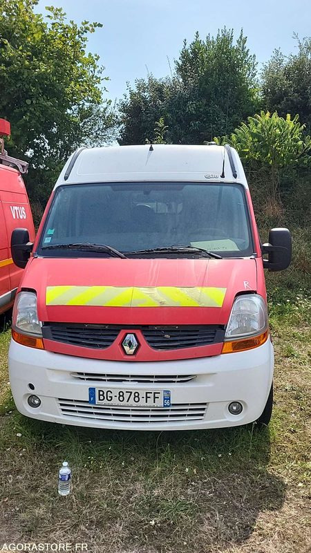 RENAULT MASTER - 2010 - 248675 KM - Fourgon utilitaire: photos 1 RENAULT MASTER - 2010 - 248675 KM - Fourgon utilitaire: photos 1