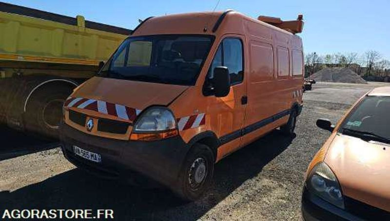 RENAULT MASTER - AN565MA - Fourgon utilitaire: photos 1 RENAULT MASTER - AN565MA - Fourgon utilitaire: photos 1