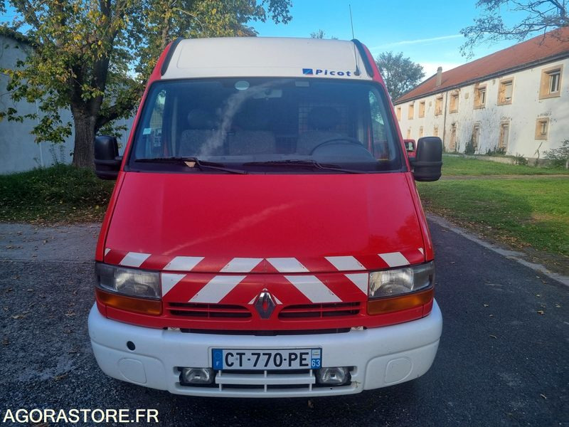 RENAULT MASTER - CT 770 PE - 2000 - Fourgon utilitaire: photos 1 RENAULT MASTER - CT 770 PE - 2000 - Fourgon utilitaire: photos 1