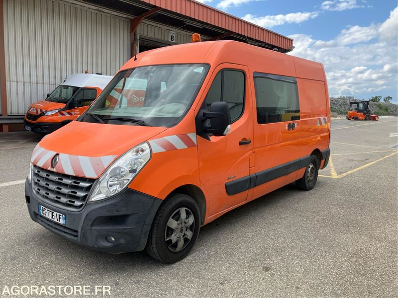 RENAULT MASTER GD CONFORT L2H2 DCI 125 - 2011 - 225401 KM - P1508911 - Fourgon utilitaire: photos 1 RENAULT MASTER GD CONFORT L2H2 DCI 125 - 2011 - 225401 KM - P1508911 - Fourgon utilitaire: photos 1