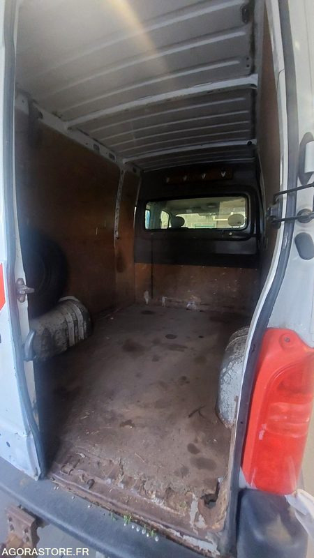 RENAULT MASTER II L2H2 94527 kms 1998 - Fourgon utilitaire: photos 4 RENAULT MASTER II L2H2 94527 kms 1998 - Fourgon utilitaire: photos 4