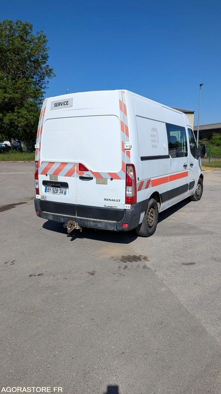 RENAULT - MASTER - L2H2 double cabine 7 places - 2011 / 255734 Km (M20260) - Fourgon utilitaire: photos 4 RENAULT - MASTER - L2H2 double cabine 7 places - 2011 / 255734 Km (M20260) - Fourgon utilitaire: photos 4