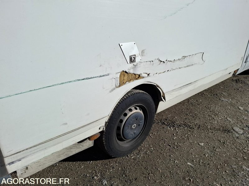 RENAULT Master Frigo 145.35 - Juin 2020 - 102 000 KMS - Véhicule utilitaire frigorifique: photos 4 RENAULT Master Frigo 145.35 - Juin 2020 - 102 000 KMS - Véhicule utilitaire frigorifique: photos 4