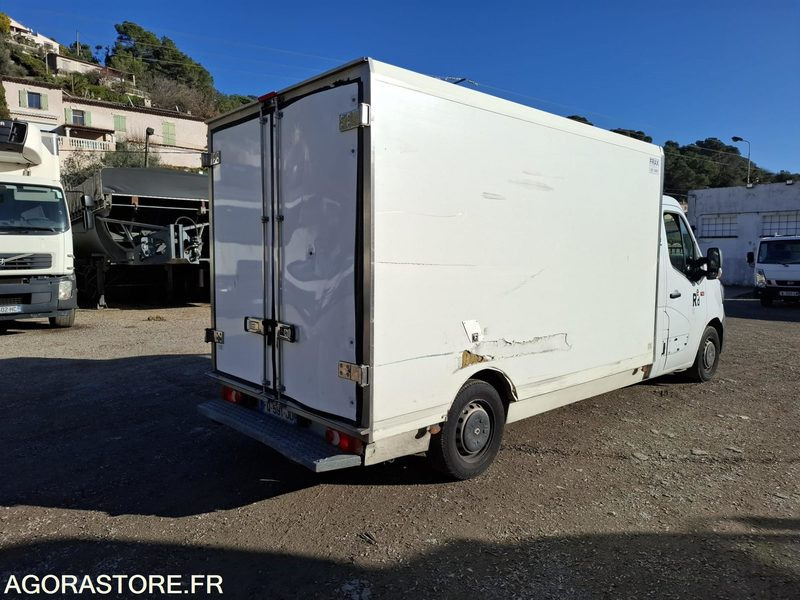 RENAULT Master Frigo 145.35 - Juin 2020 - 102 000 KMS - Véhicule utilitaire frigorifique: photos 2 RENAULT Master Frigo 145.35 - Juin 2020 - 102 000 KMS - Véhicule utilitaire frigorifique: photos 2