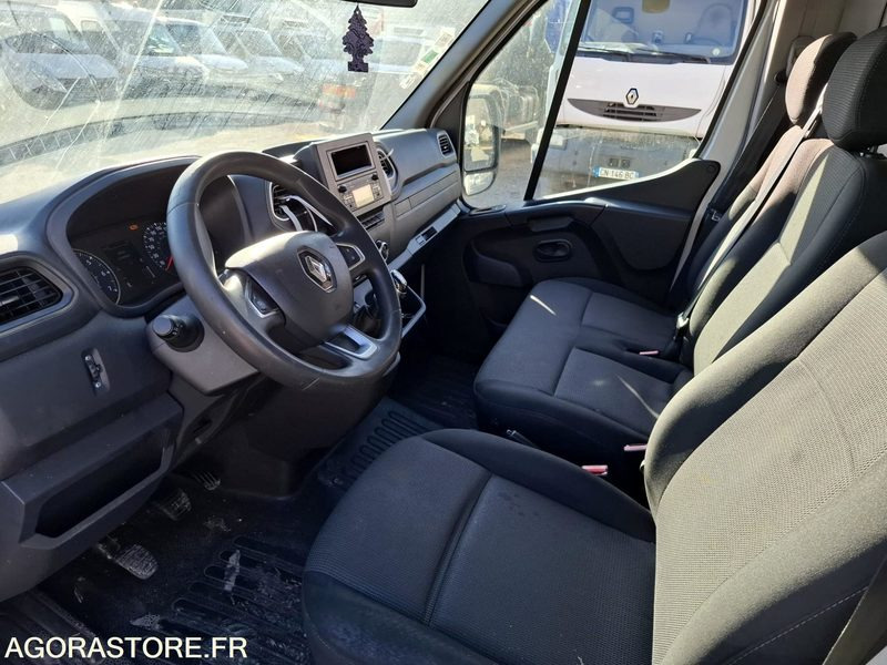 RENAULT Master Frigo 145.35 - Juin 2020 - 102 000 KMS - Véhicule utilitaire frigorifique: photos 5 RENAULT Master Frigo 145.35 - Juin 2020 - 102 000 KMS - Véhicule utilitaire frigorifique: photos 5