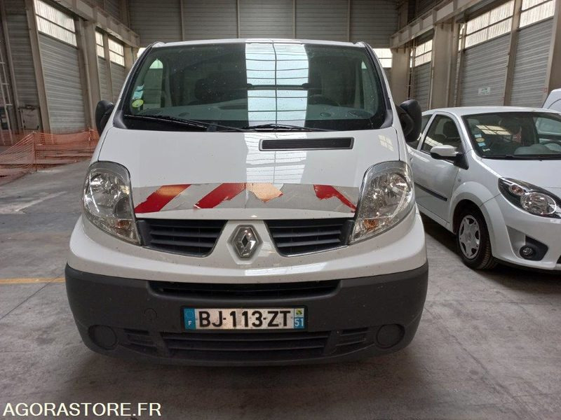 RENAULT TRAFIC BJ-113-ZT - Fourgon utilitaire: photos 1 RENAULT TRAFIC BJ-113-ZT - Fourgon utilitaire: photos 1