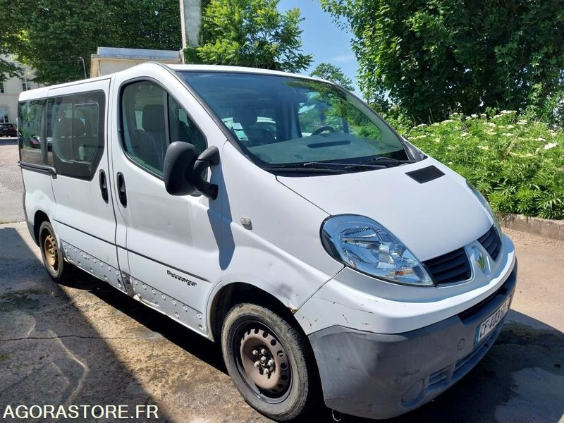 RENAULT TRAFIC DCI 115CH 9 PLACES - Minibus, Transport de personnes: photos 3 RENAULT TRAFIC DCI 115CH 9 PLACES - Minibus, Transport de personnes: photos 3