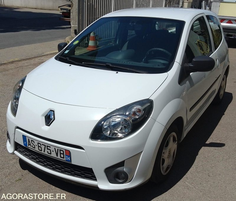 RENAULT TWINGO 2 72848 kms 2010 - Voiture: photos 1 RENAULT TWINGO 2 72848 kms 2010 - Voiture: photos 1