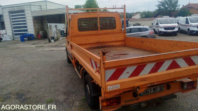 Renault MASTER-3347-MF-32-2003- 507719 kms - Véhicule utilitaire benne: photos 2 Renault MASTER-3347-MF-32-2003- 507719 kms - Véhicule utilitaire benne: photos 2