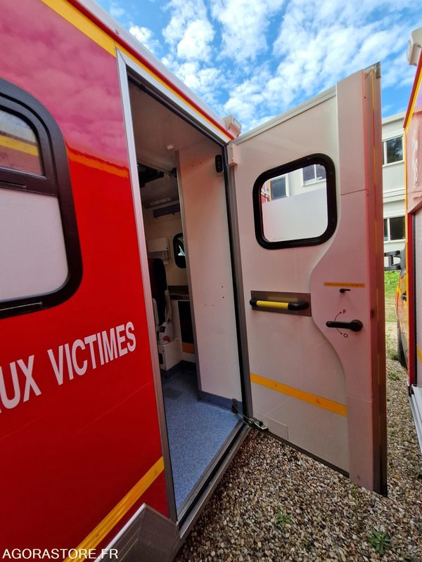 Renault Master - 2011 - 174389 - BV594XQ - Fourgon utilitaire: photos 5 Renault Master - 2011 - 174389 - BV594XQ - Fourgon utilitaire: photos 5