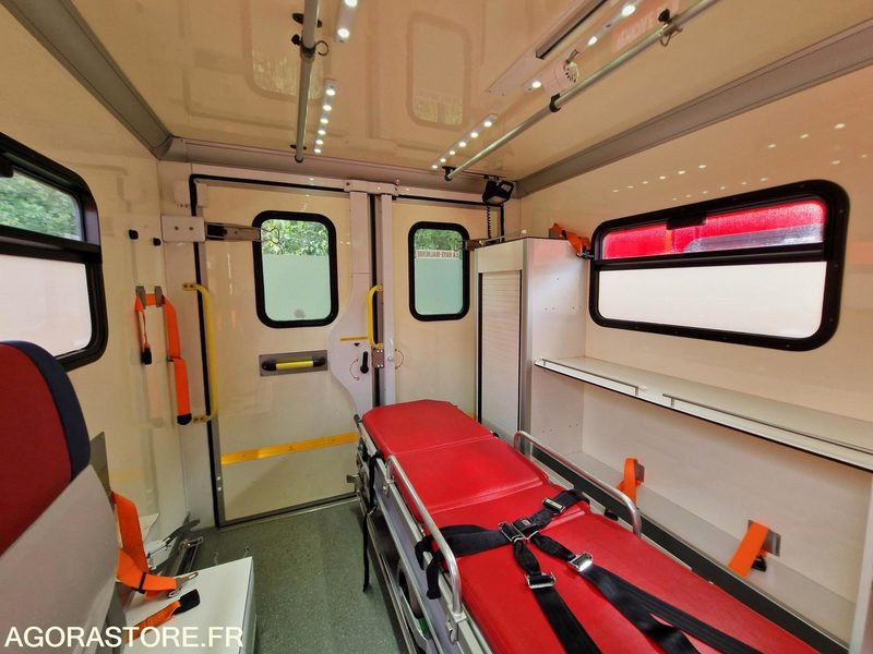 Fourgon utilitaire Renault Master - 2011 - 208407 - BV565XQ: photos 19 Fourgon utilitaire Renault Master - 2011 - 208407 - BV565XQ: photos 19