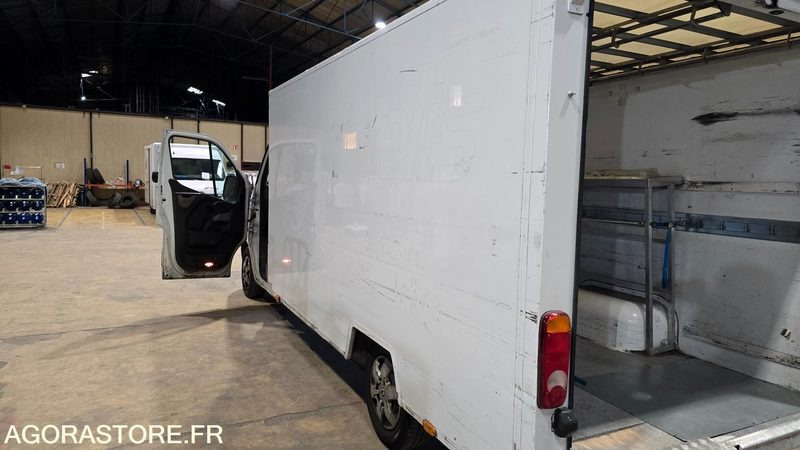 Renault - Master - 2012 - 122643KMS - Fourgon utilitaire: photos 5 Renault - Master - 2012 - 122643KMS - Fourgon utilitaire: photos 5