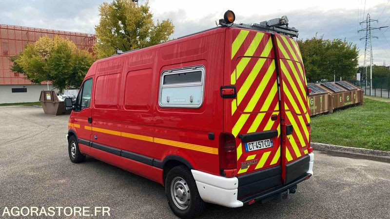 Renault Master T35 2.8dti - 12/07/2000 - Fourgon utilitaire: photos 2 Renault Master T35 2.8dti - 12/07/2000 - Fourgon utilitaire: photos 2