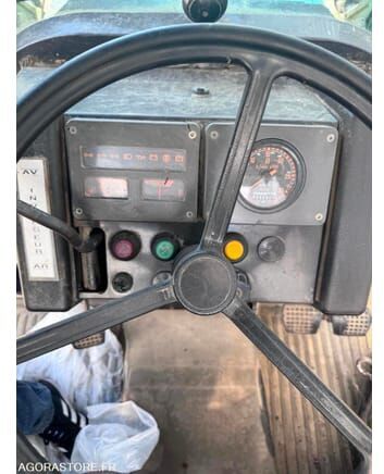 Renault R3163 - Tracteur agricole: photos 4 Renault R3163 - Tracteur agricole: photos 4