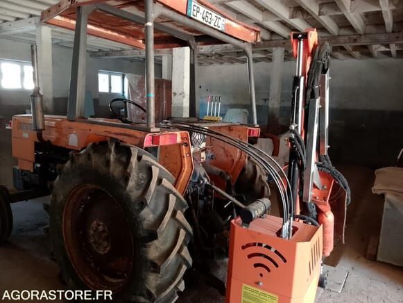 Renault R7431 - Tracteur agricole: photos 3 Renault R7431 - Tracteur agricole: photos 3