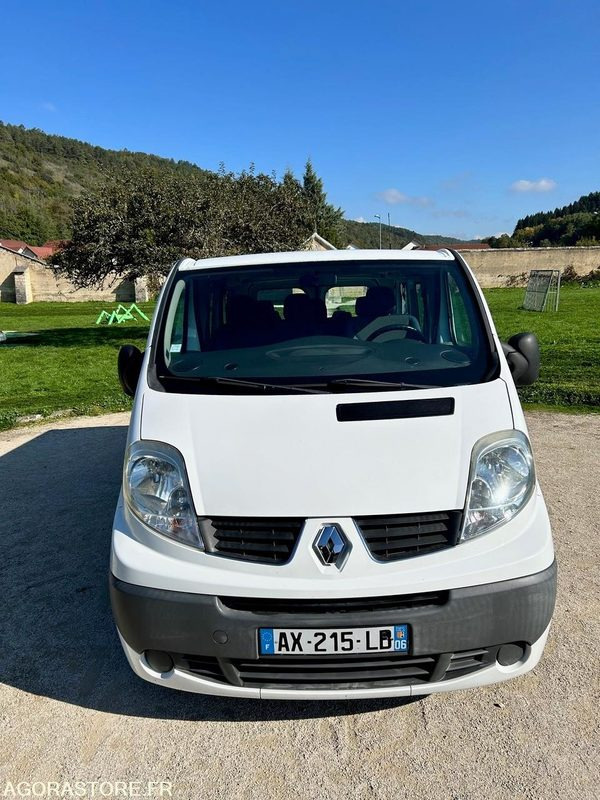 Renault Trafic 2 - 2010 - 141000 kms - Minibus, Transport de personnes: photos 2 Renault Trafic 2 - 2010 - 141000 kms - Minibus, Transport de personnes: photos 2