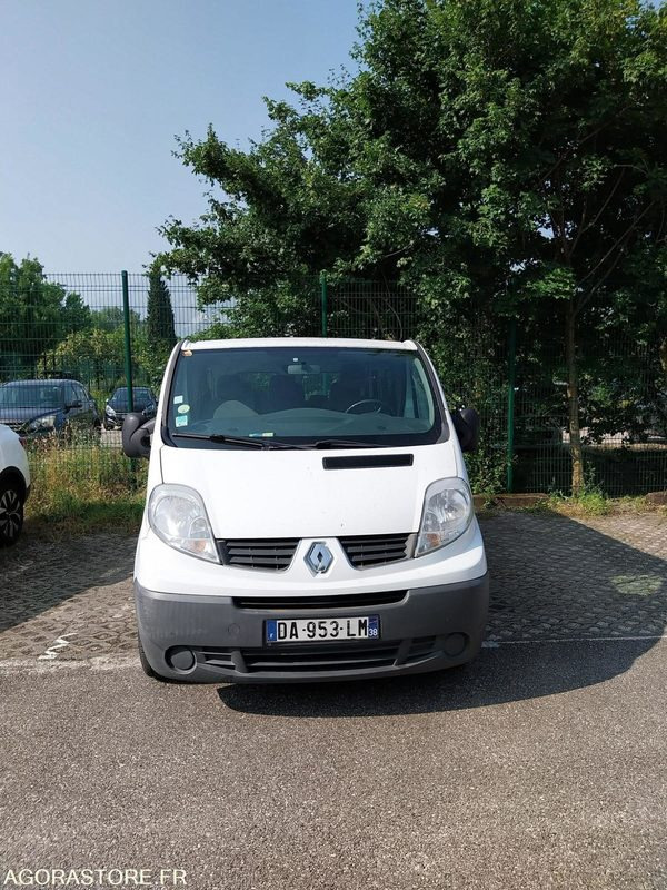 Renault Trafic 9 places DA-953-LM de 2013 avec 135 698 kms - Minibus, Transport de personnes: photos 3 Renault Trafic 9 places DA-953-LM de 2013 avec 135 698 kms - Minibus, Transport de personnes: photos 3