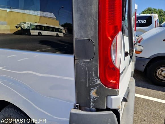 Crédit-bail Renault Trafic Renault Trafic: photos 24 Crédit-bail Renault Trafic Renault Trafic: photos 24