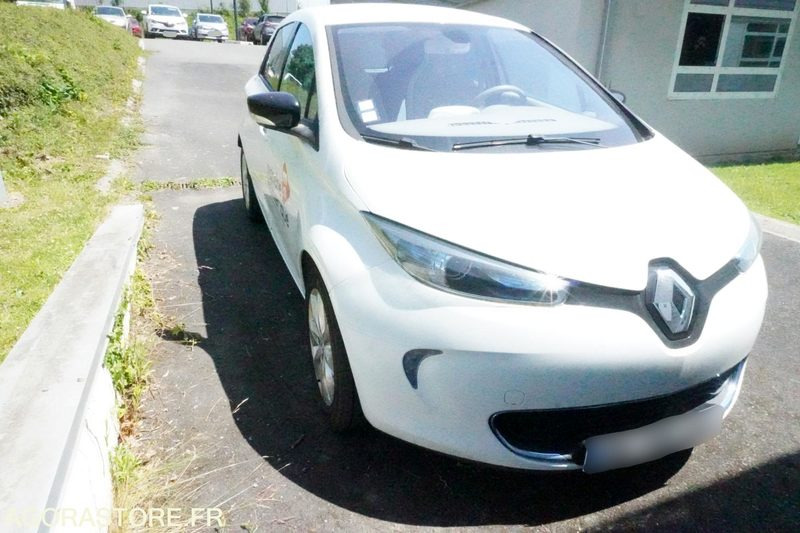 Renault ZOE ZEN 27765 kms 2014 - Voiture: photos 2 Renault ZOE ZEN 27765 kms 2014 - Voiture: photos 2