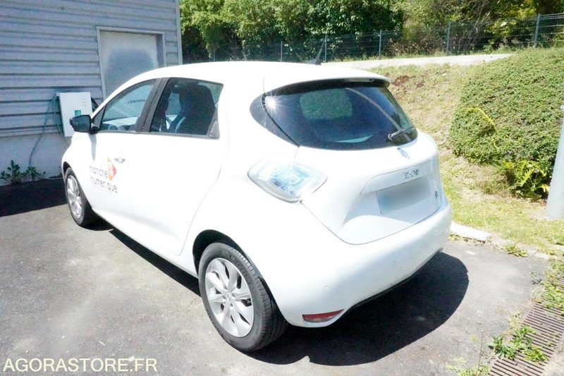 Renault ZOE ZEN 27765 kms 2014 - Voiture: photos 3 Renault ZOE ZEN 27765 kms 2014 - Voiture: photos 3