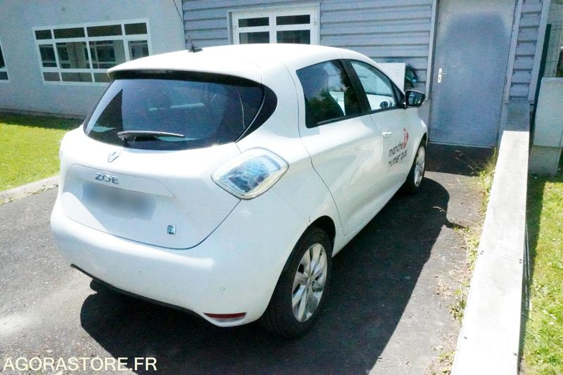 Renault ZOE ZEN 27765 kms 2014 - Voiture: photos 4 Renault ZOE ZEN 27765 kms 2014 - Voiture: photos 4