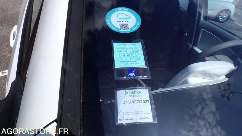 Renault Zoe DP-443-XL (BP) - Voiture: photos 3 Renault Zoe DP-443-XL (BP) - Voiture: photos 3