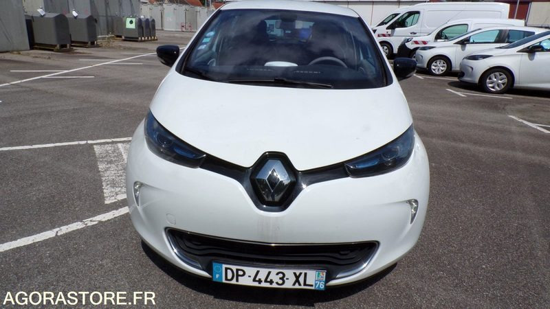 Renault Zoe DP-443-XL (BP) - Voiture: photos 2 Renault Zoe DP-443-XL (BP) - Voiture: photos 2
