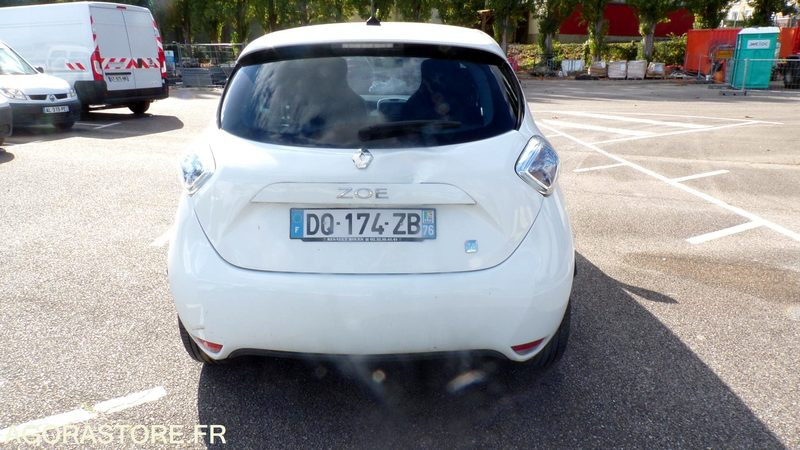 Renault Zoe DQ-174-ZB (BP) - Voiture: photos 4 Renault Zoe DQ-174-ZB (BP) - Voiture: photos 4