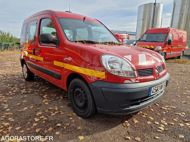 Renault kangoo -2005 - 150103 - 4523NH52 - Voiture: photos 2 Renault kangoo -2005 - 150103 - 4523NH52 - Voiture: photos 2