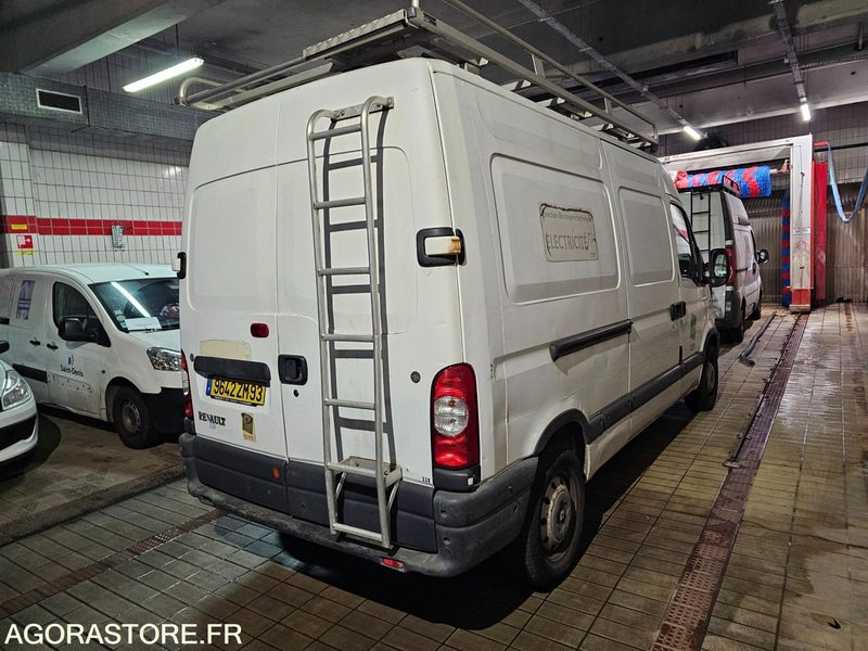 Renault master - 2006 - 52027kms - 9642 ZM 93 - Fourgon utilitaire: photos 2 Renault master - 2006 - 52027kms - 9642 ZM 93 - Fourgon utilitaire: photos 2